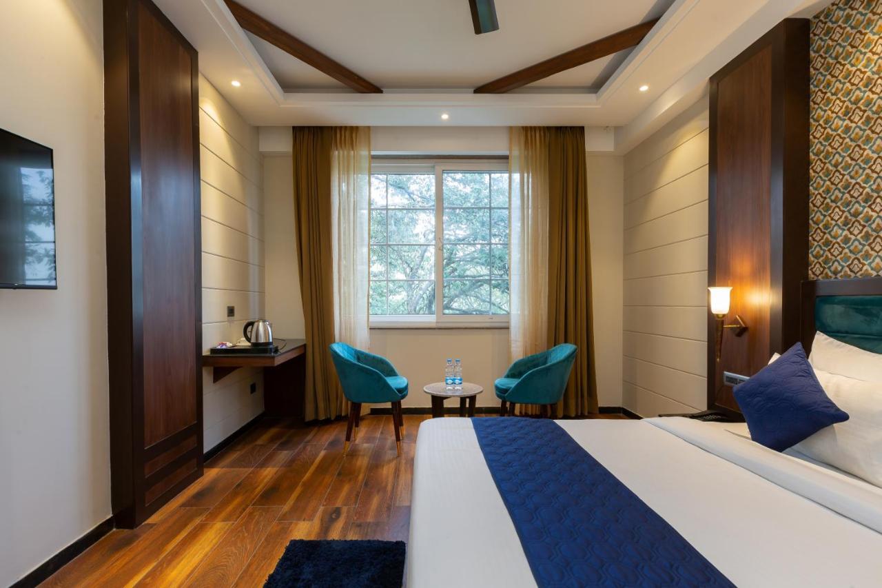 Hotel La Eden Mussoorie Kültér fotó