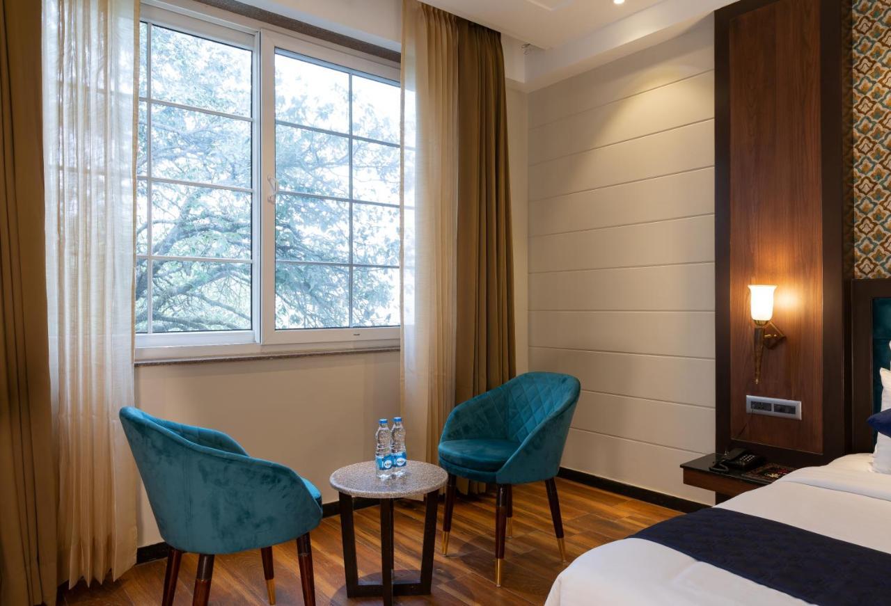 Hotel La Eden Mussoorie Kültér fotó