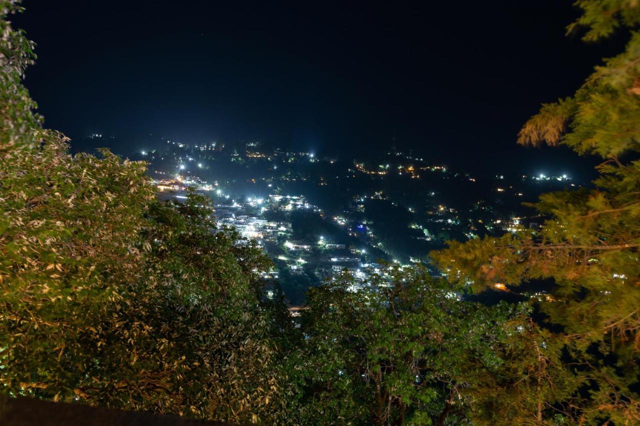 Hotel La Eden Mussoorie Kültér fotó